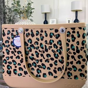 Turquoise Leopard Bogg Bag XL
